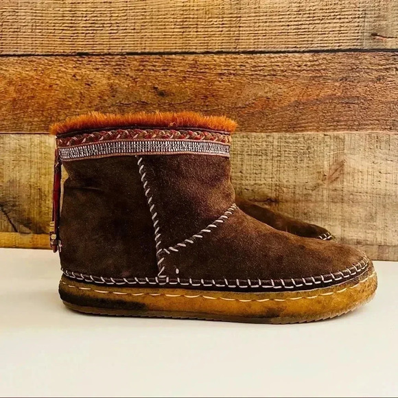 Laidback London Weather Resistant Nyali Moccasin Boot - Picture 3 of 11